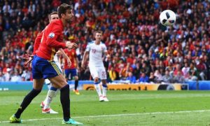 Berita Euro 2016 Gerard Pique Pahlawan Spanyol Atas Ceko