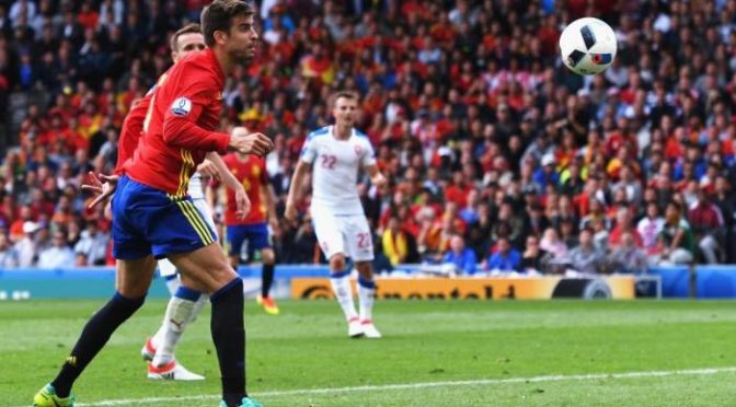 Berita Euro 2016 Gerard Pique Pahlawan Spanyol Atas Ceko